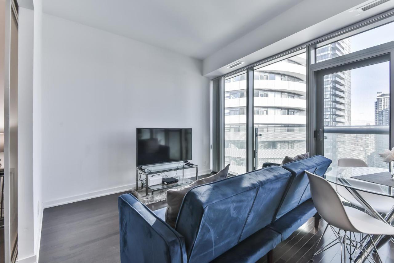 Condo Downtown, Cn Tower, Financial District Toronto Bagian luar foto