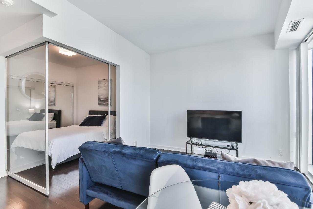 Condo Downtown, Cn Tower, Financial District Toronto Bagian luar foto