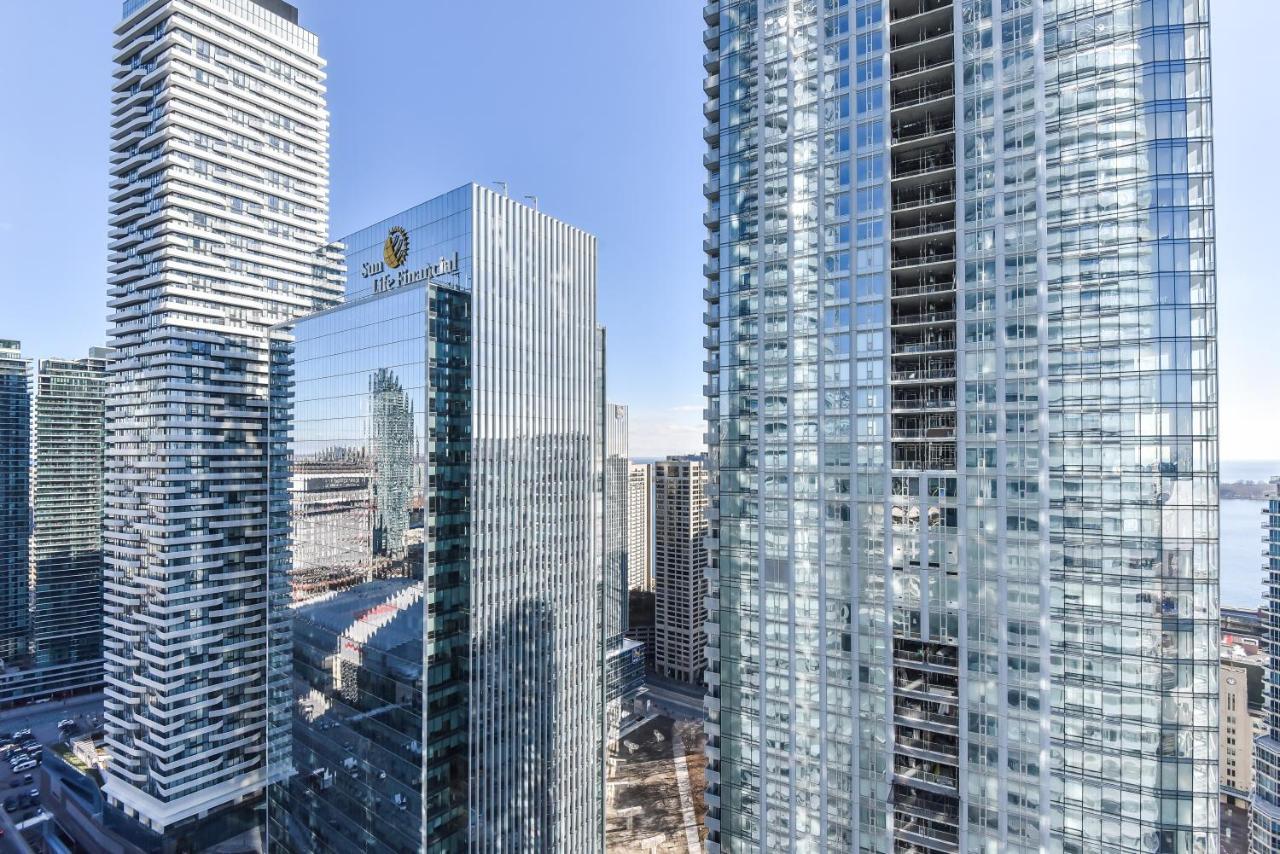 Condo Downtown, Cn Tower, Financial District Toronto Bagian luar foto